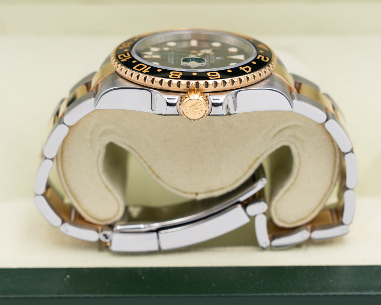 Rolex GMT Master II 40mm 116713ln Black Dial Two-Tone 2009