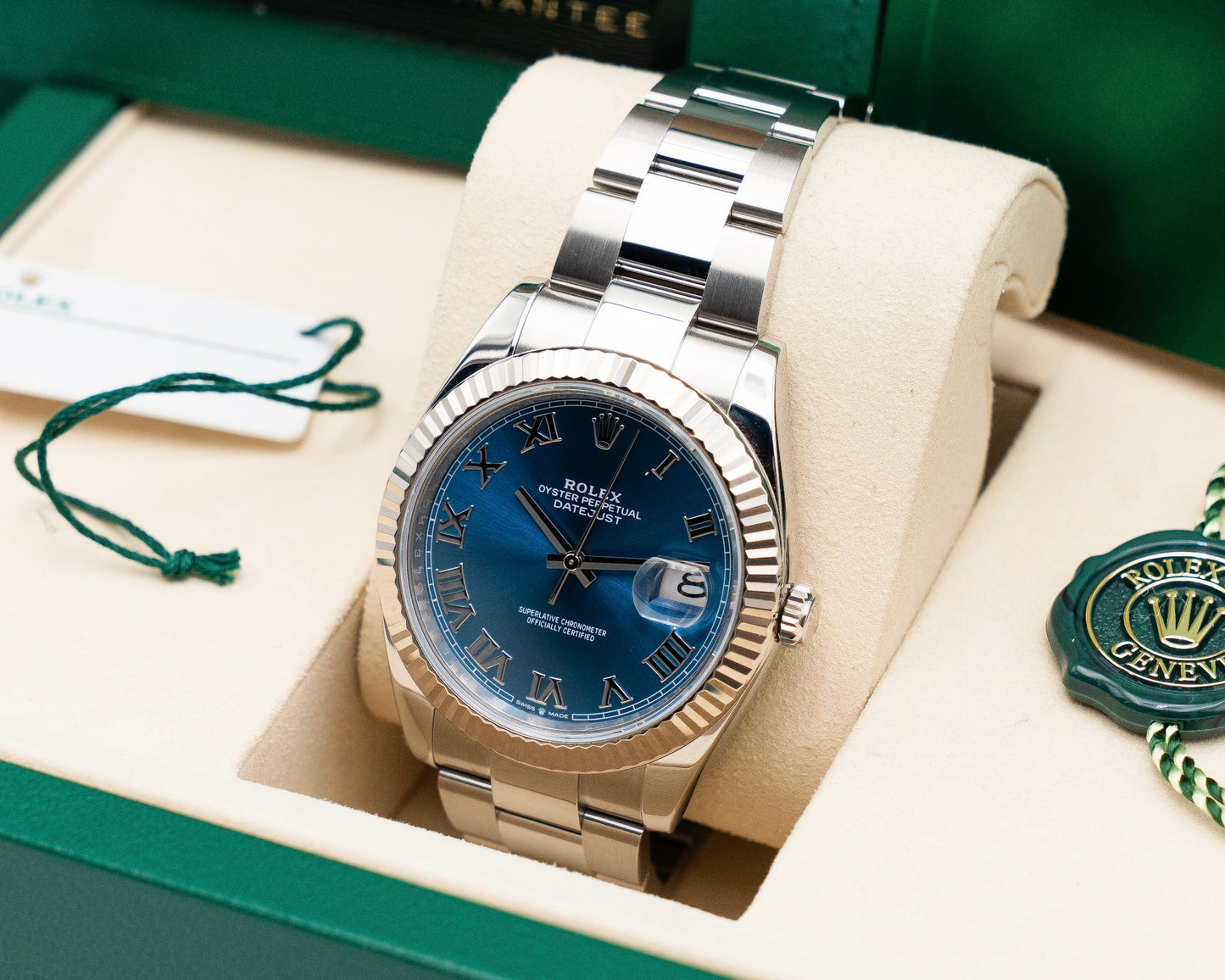 Rolex Datejust 41mm 126334 Azure Blue Roman Dial Fluted Oyster 2026