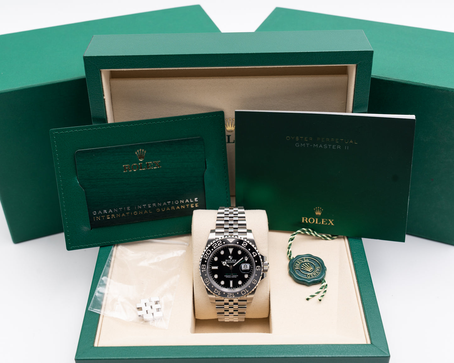 Rolex GMT II 40mm 126710grnr Bruce Wayne Jubilee Wood Card 2026