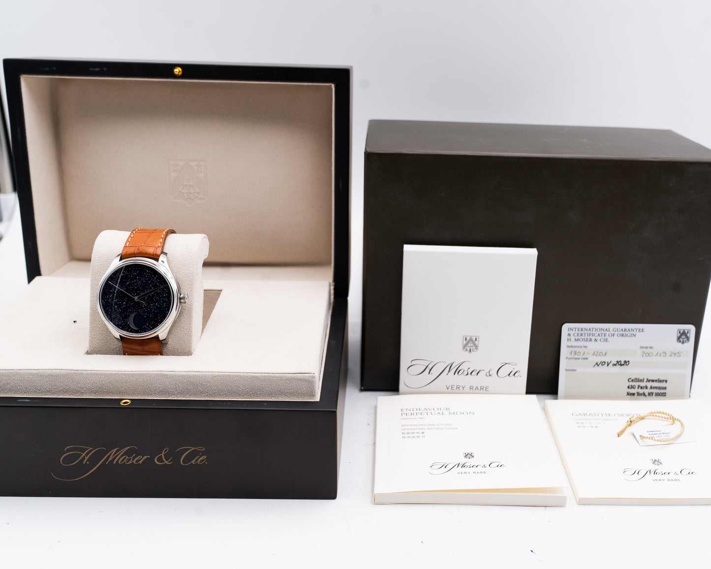 H. Moser & Cie Endeavour Perpetual Moon 42mm 1801-1201
