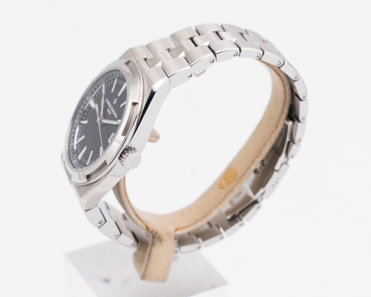 Vacheron Constantin Overseas 41mm 4520V Black Dial 2024