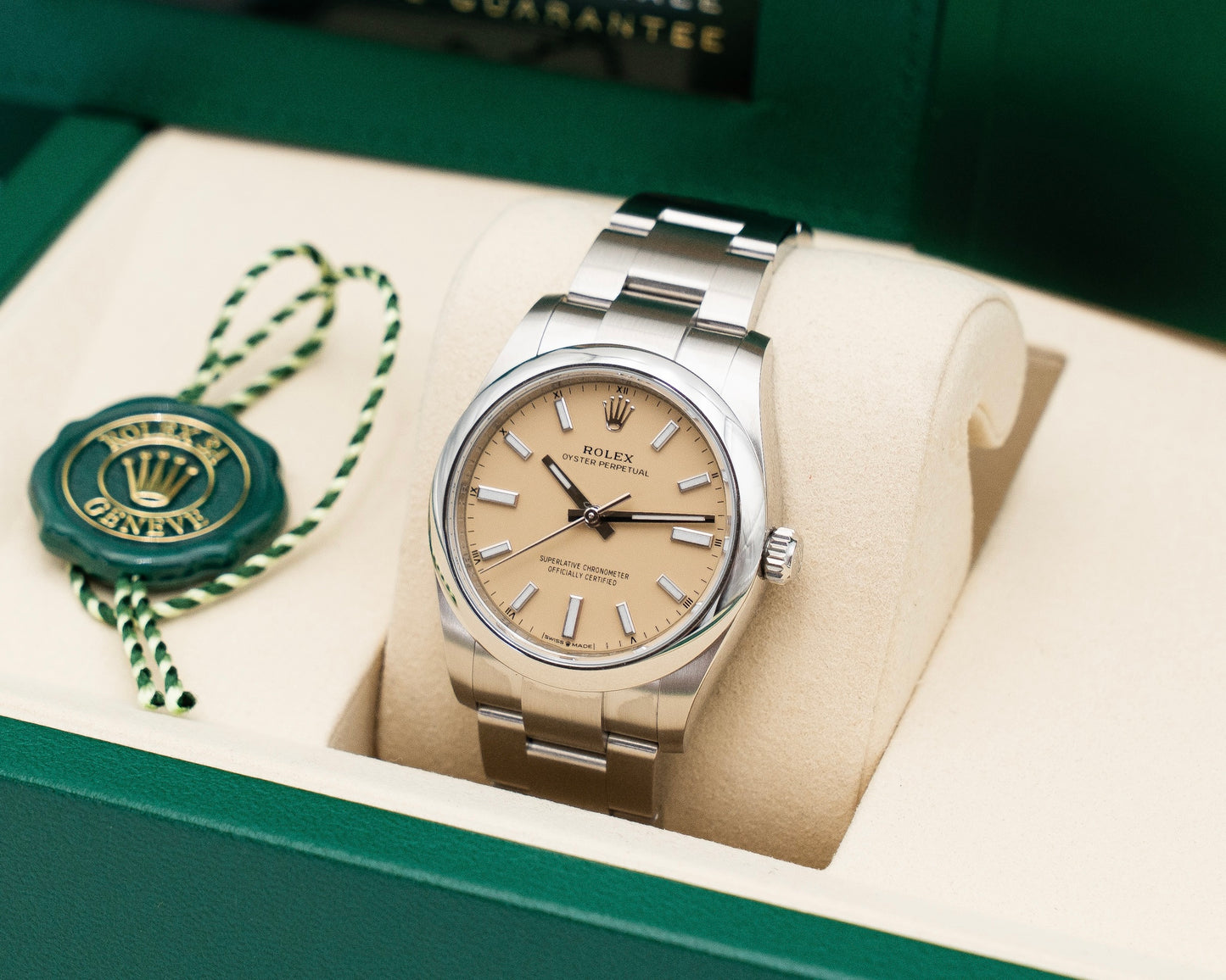 Rolex Oyster Perpetual 34mm 124200 Beige Dial 2026