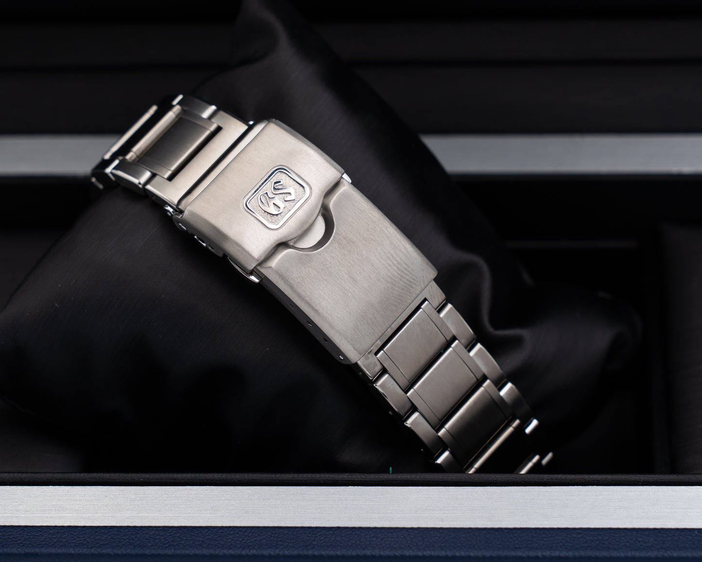 Grand Seiko Evolution 9 43.8mm SLGA023 Blue Dial 2025