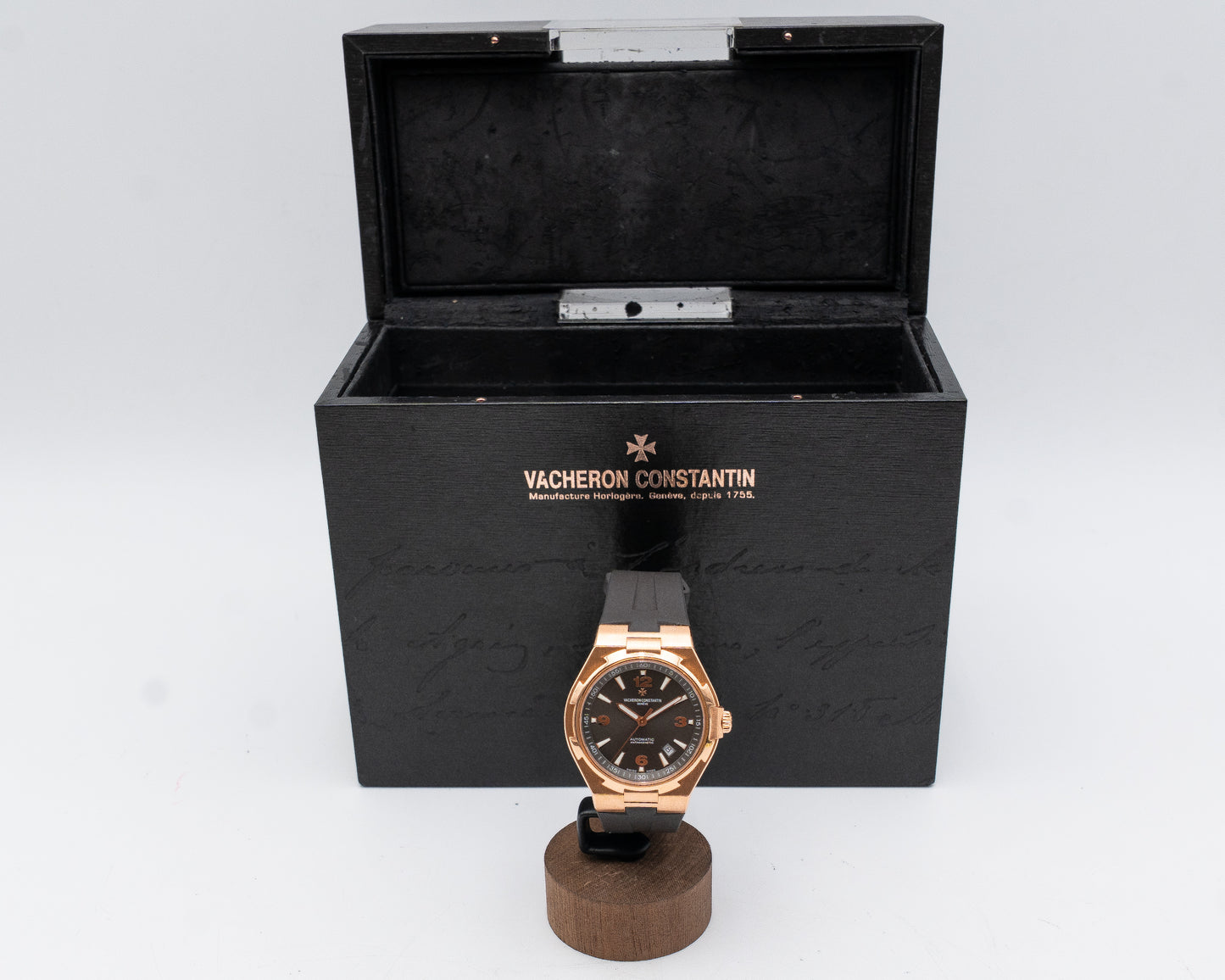Vacheron Constantin Overseas Date Self-Winding 42mm 47040 Rose Gold Grey Dial Brown Rubber Strap 2017