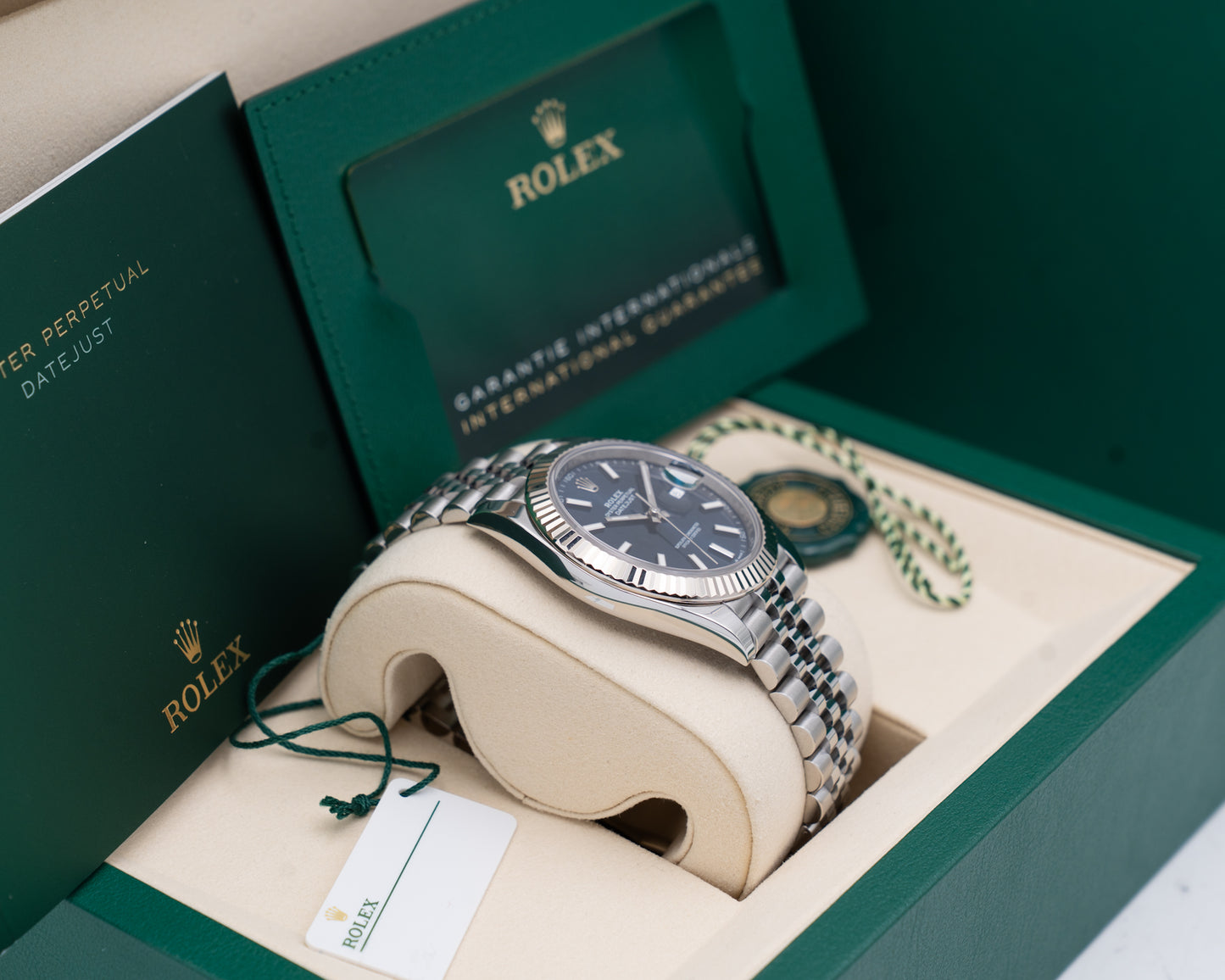 Rolex Datejust 41mm 126334 Blue Index Dial Jubilee Fluted 2026