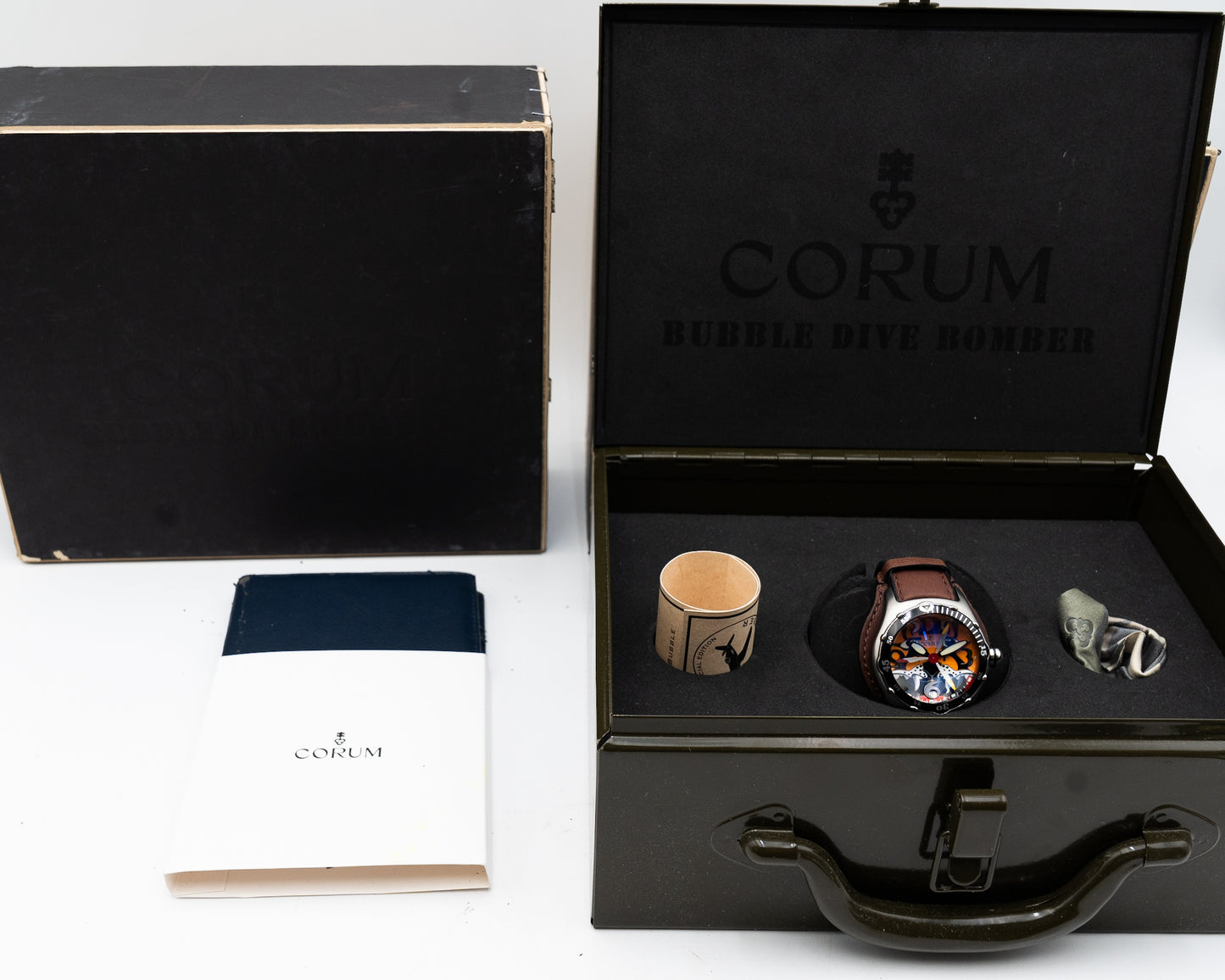 UNWORN Corum Bubble Dive Bomber 45mm 82.180.20 Tiger Limited Edition 2004