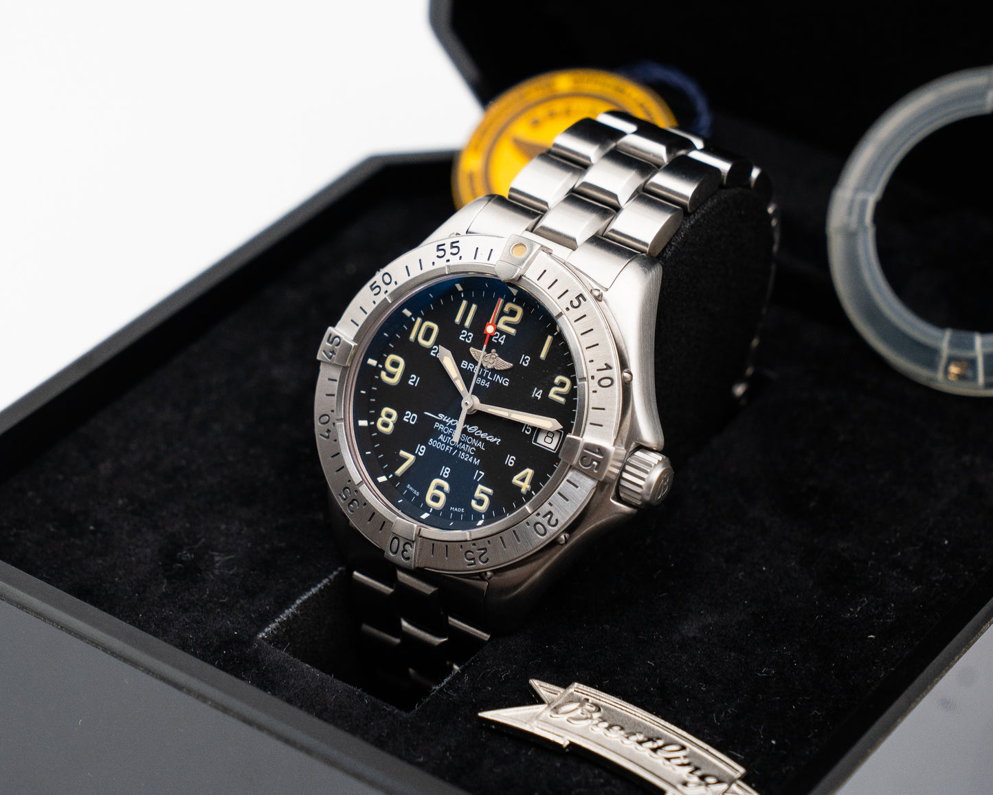 UNWORN Breitling Superocean 40mm A17345 Black Dial 2000