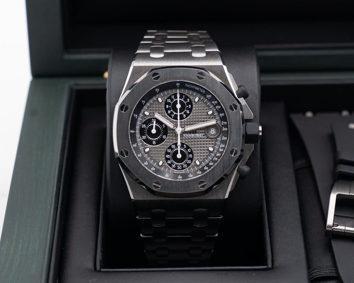 Audemars Piguet Selfwinding Chronograph 42mm 26238TI Titanium Grey Dial 2025