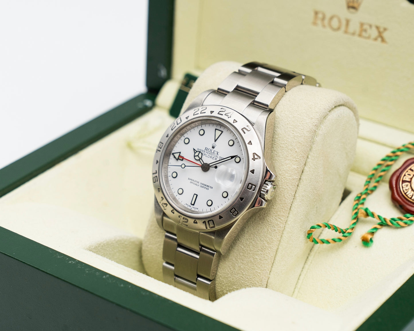 Rolex Oyster Perpetual Explorer II 40mm 16570 Polar 2010