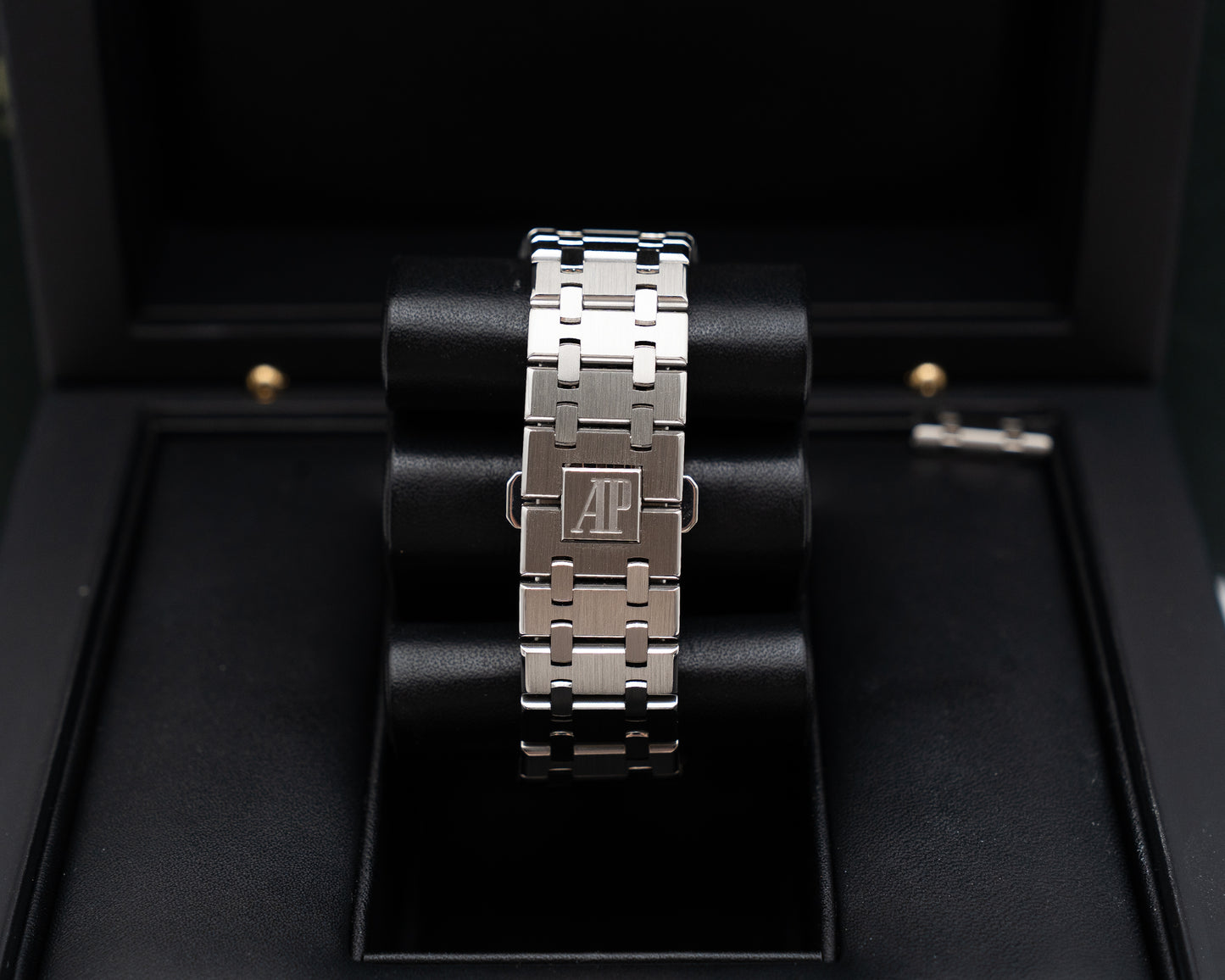 Audemars Piguet Royal Oak 39mm 15300st Black Dial Stainless Steel  (15300st.oo.1220st.03)
