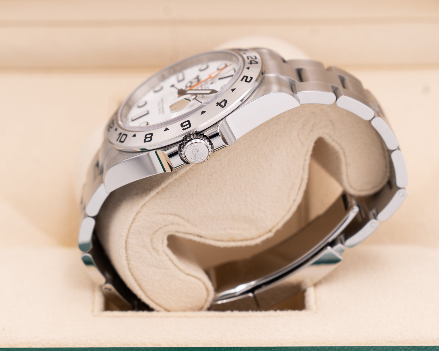 Rolex Explorer II 42mm 226570 White Polar 2024