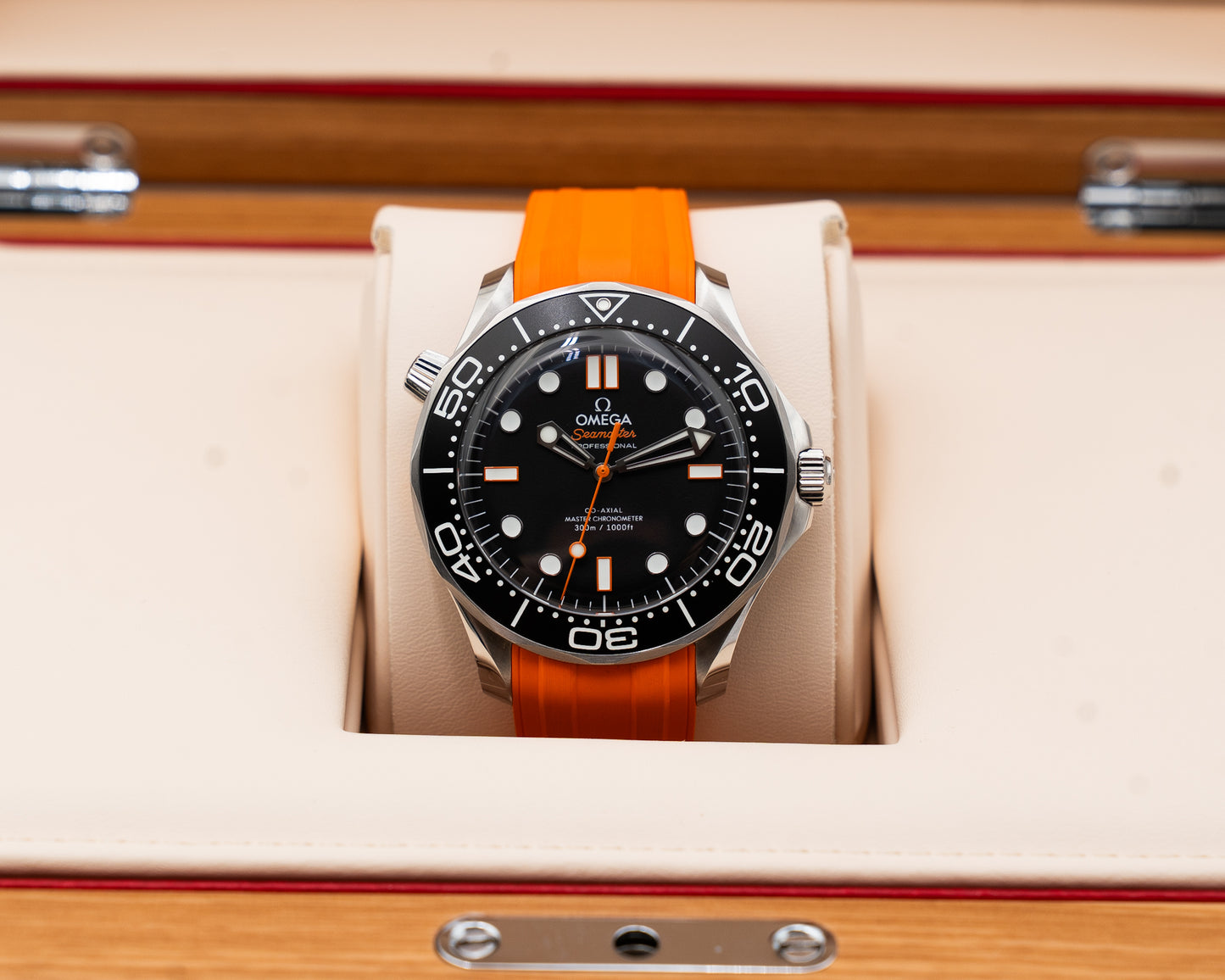 Omega Seamaster Diver 300M 42mm 210.32.42.20.01.006 Orange Strap Black Dial 2026