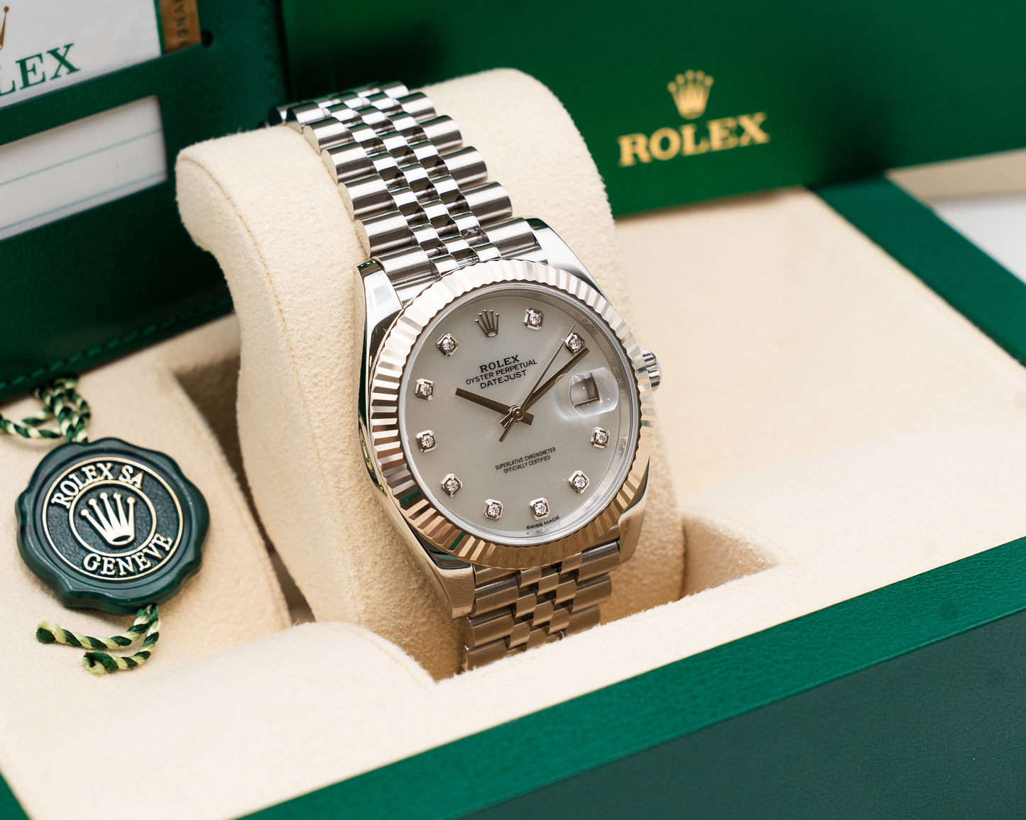 Rolex Datejust 41mm 126334 Fluted Jubille Diamond MOP Dial 2019