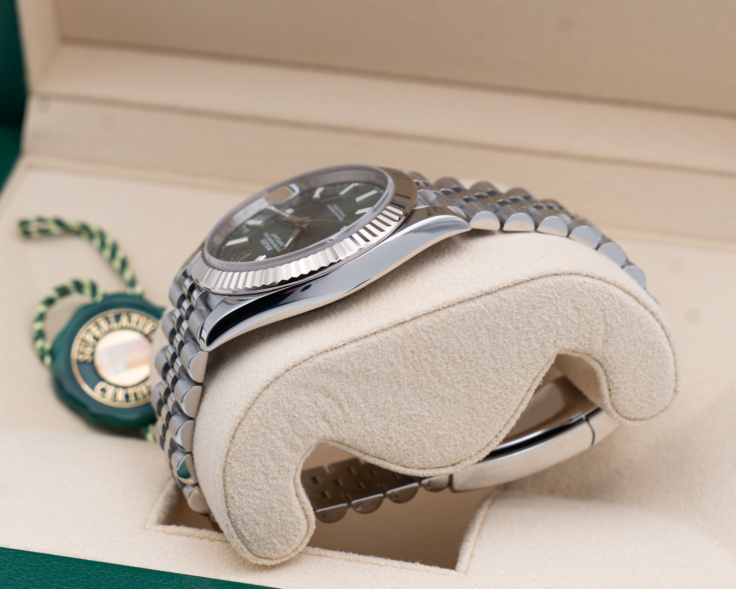 Rolex Datejust 41mm 126334 Green Mint on Jubilee 2023