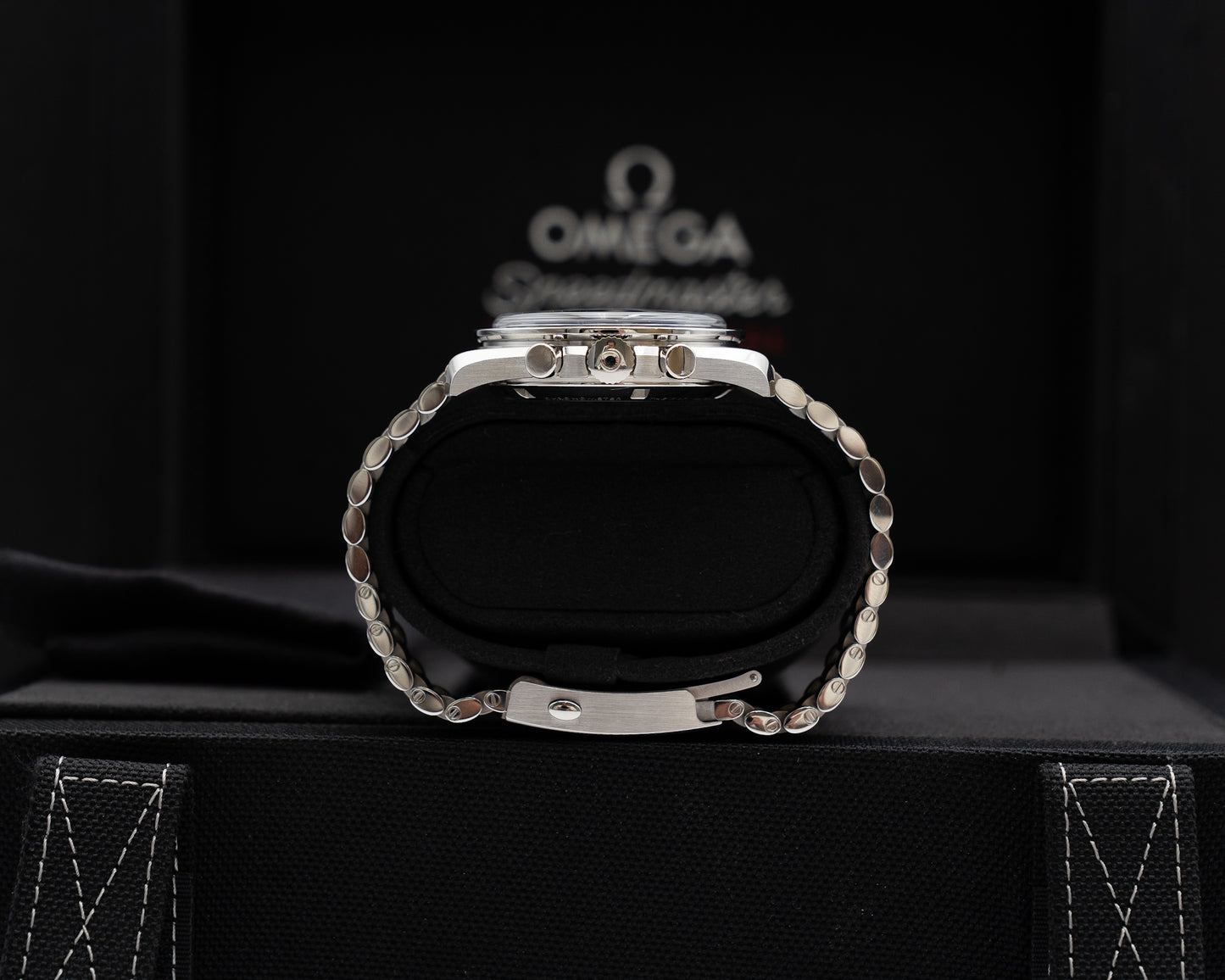 Omega Speedmaster Professional Moonwatch 42mm 310.30.42.50.01.002 Black Dial Sapphire Sandwhich 2024