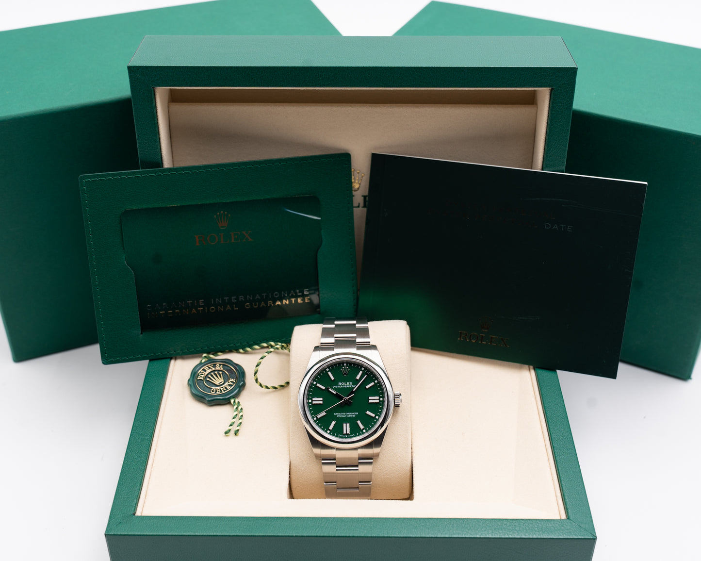 UNWORN Rolex Oyster Perpetual 41mm 134300-0004 Green Dial 2025