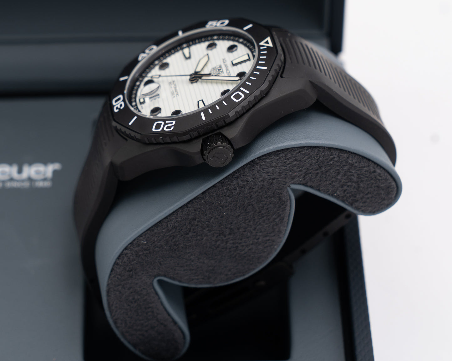 Tag Huer Aquaracer Professional 300 Date 43mm WBP201D White Dial Black DLC Coated Case 2023