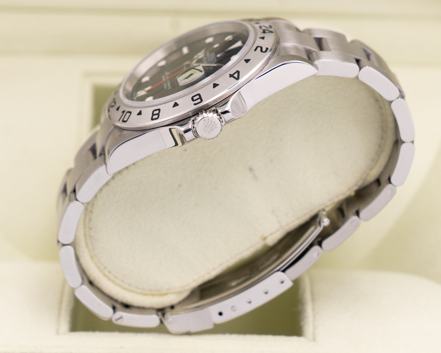 Rolex Explorer II 40mm 16570 Black Dial 2007