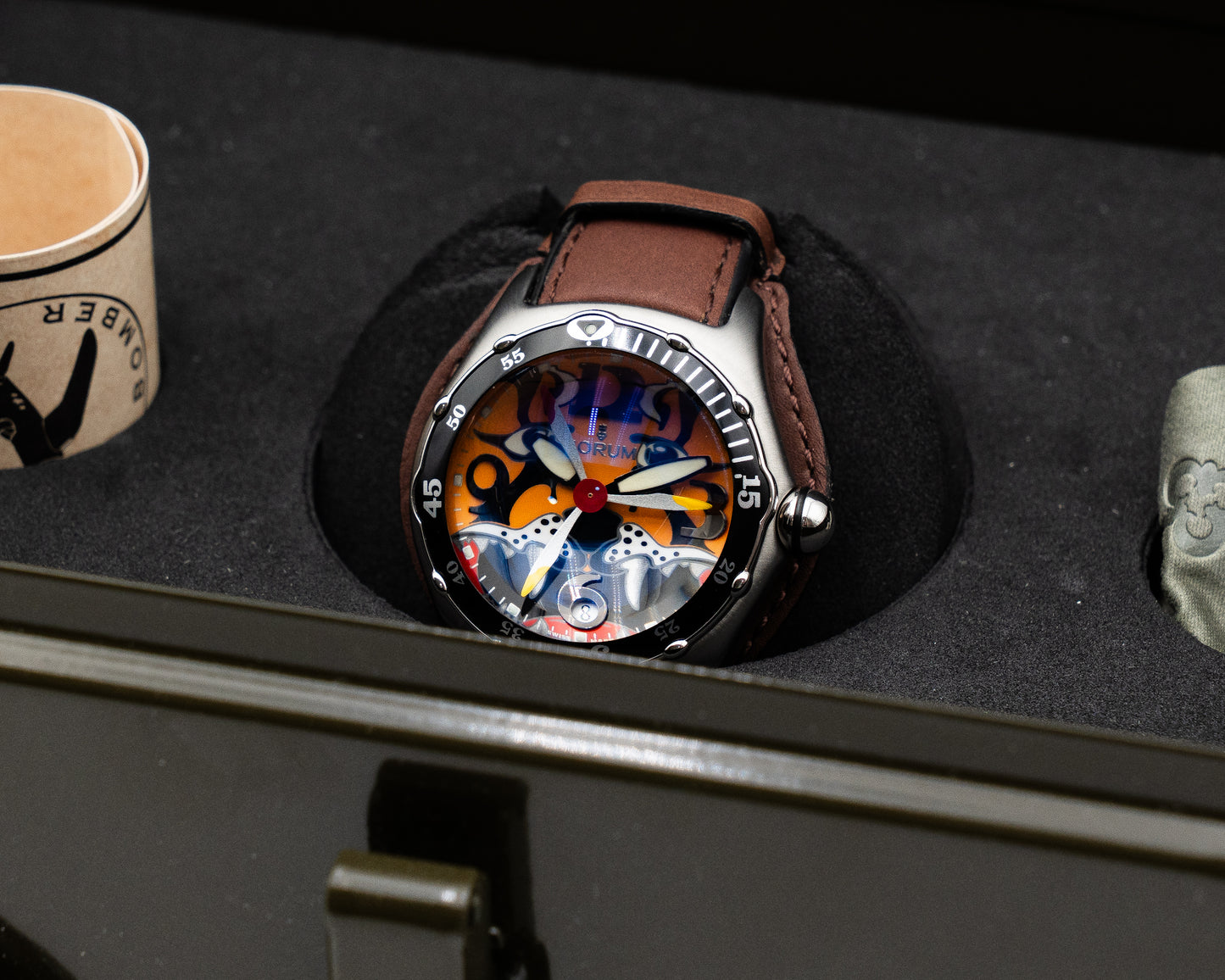 UNWORN Corum Bubble Dive Bomber 45mm 82.180.20 Tiger Limited Edition 2004