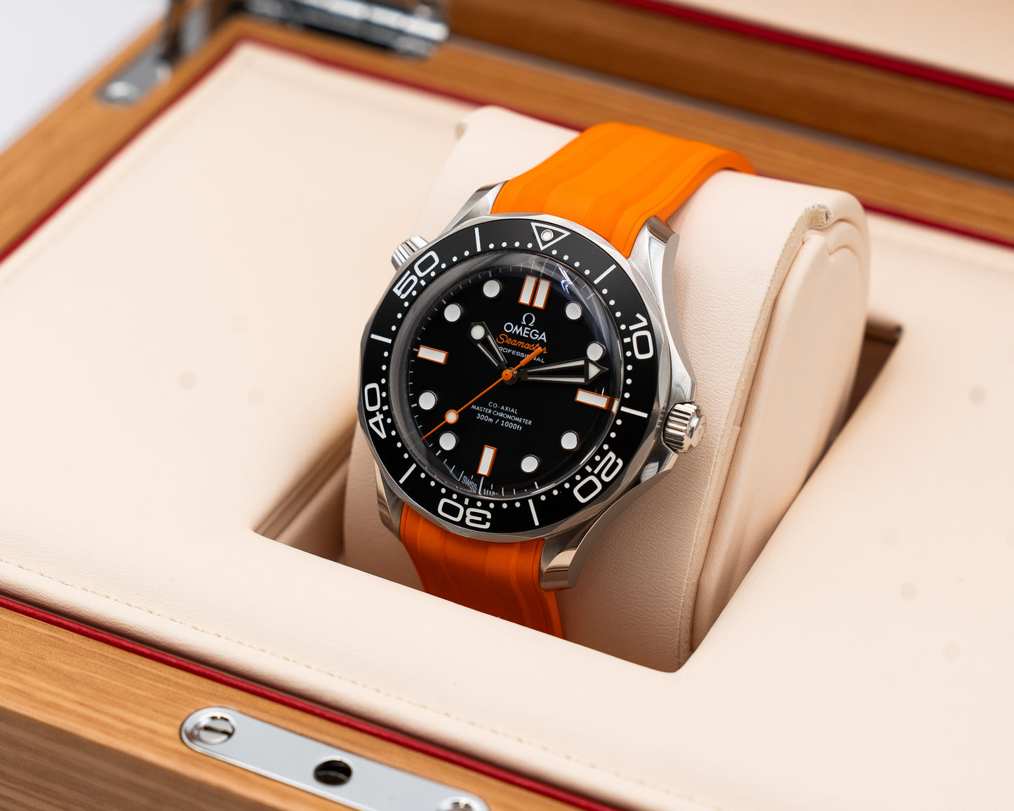 Omega Seamaster Diver 300M 42mm 210.32.42.20.01.006 Orange Strap Black Dial 2026