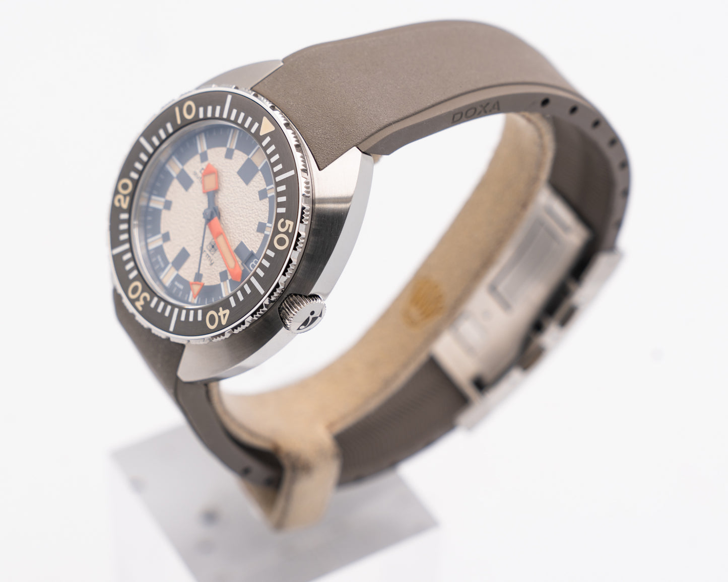 UNWORN STICKERED Doxa Sub Army 200t Hodinkee Limited Edition 39mm 804.10.031.29-SE17 2026