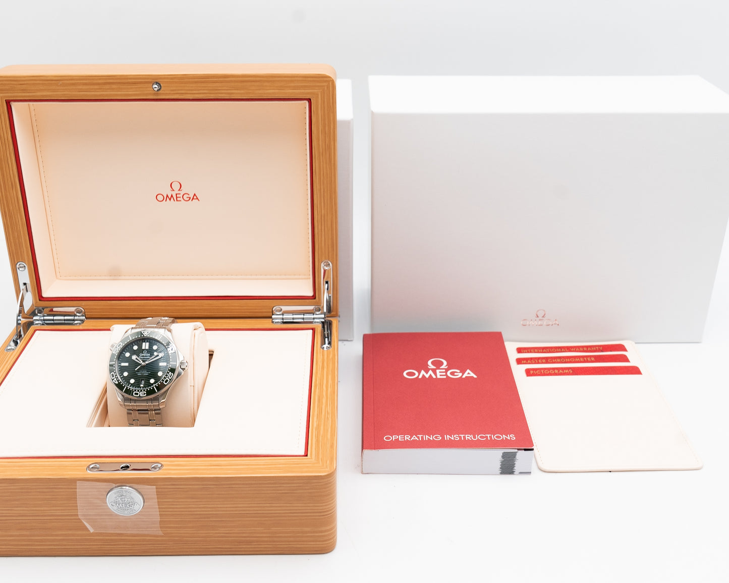 Omega Seamaster Diver 300M 42mm 210.30.42.20.10.001 Green Seaweed On Bracelet 2022