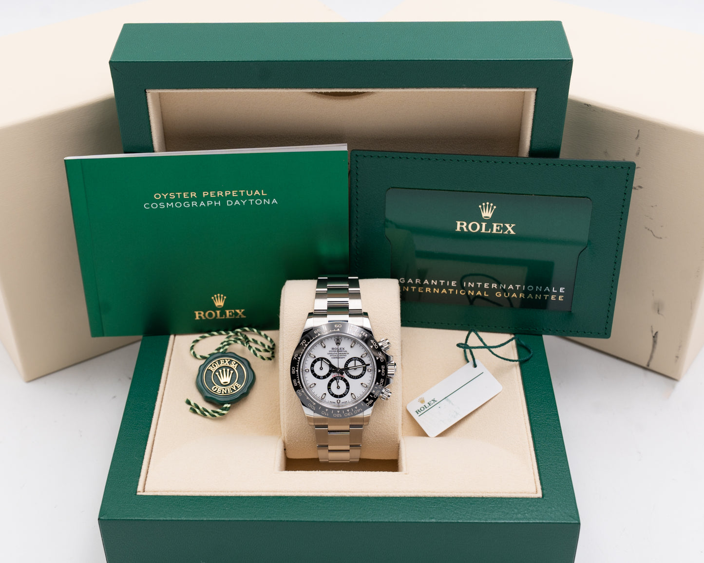 Rolex Cosmograph Daytona 40mm 116500LN White Dial Panda 2021
