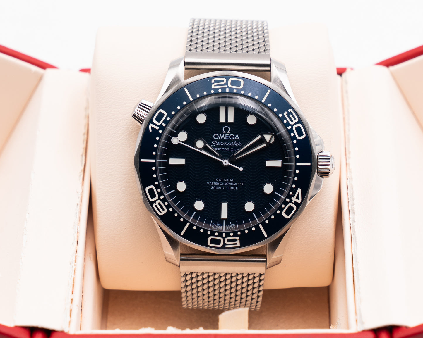 Omega Seamaster Diver 300M Master Co-Axial 42mm 210.30.42.20.03.002 James Bond 60th Anniversary 2023
