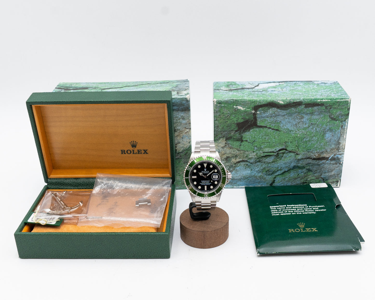 Rolex Submariner 40mm 16610LV Kermit (F serial)