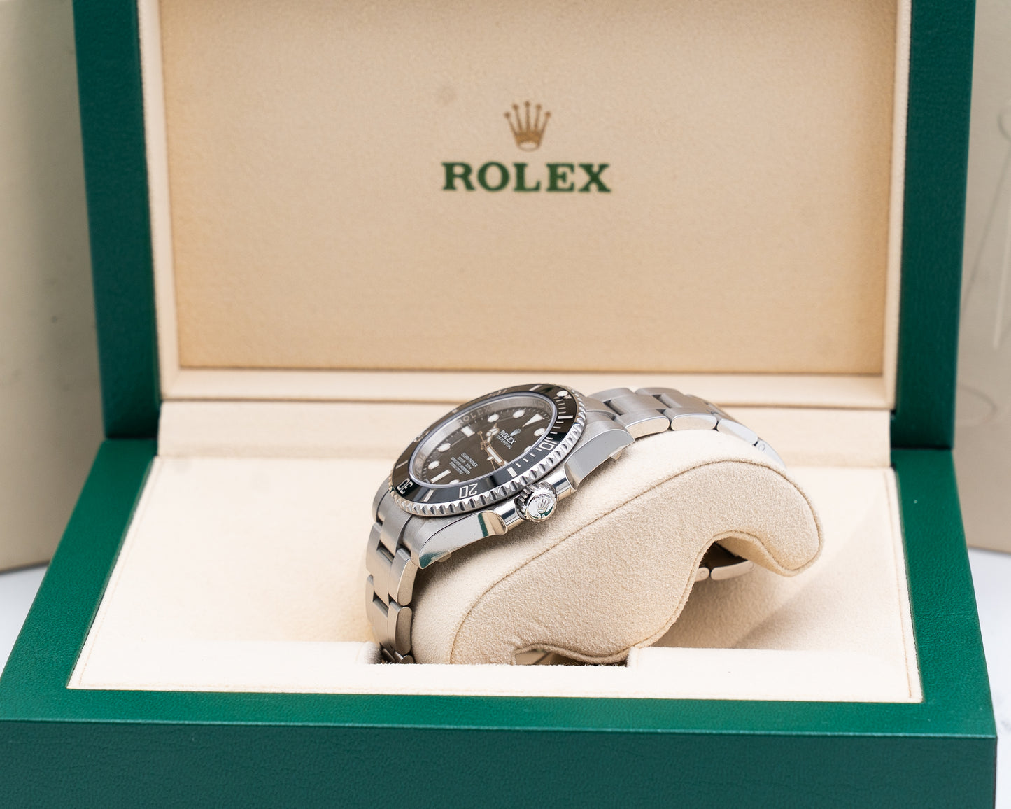 UNWORN STICKERED Rolex Submariner No-Date 40mm 114060 2017