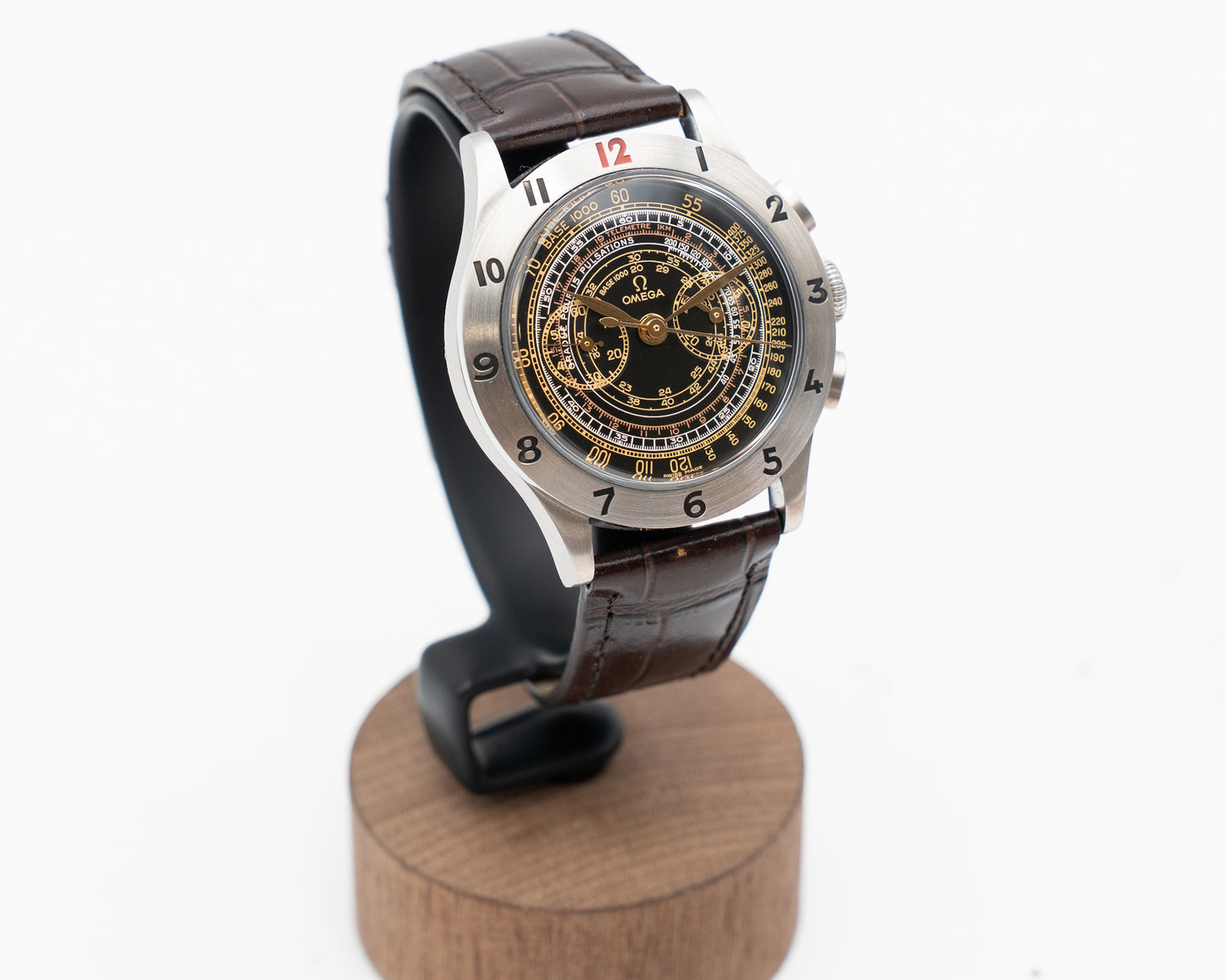 Omega Collection Meseum No. 3 1945 Chronograph 37mm 5702.50.02 Black Dial 2007