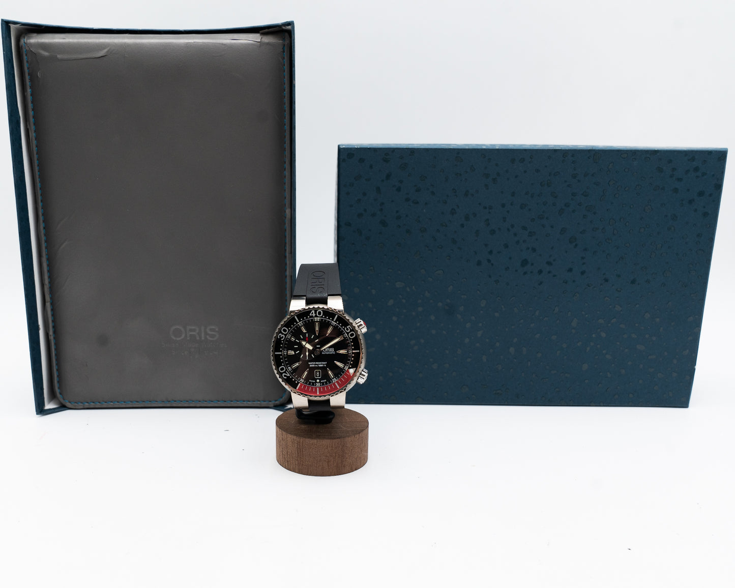Unworn Oris Carlos Coste Limited Edition 47mm 643-7584-71-54 Black and red bezel 2006
