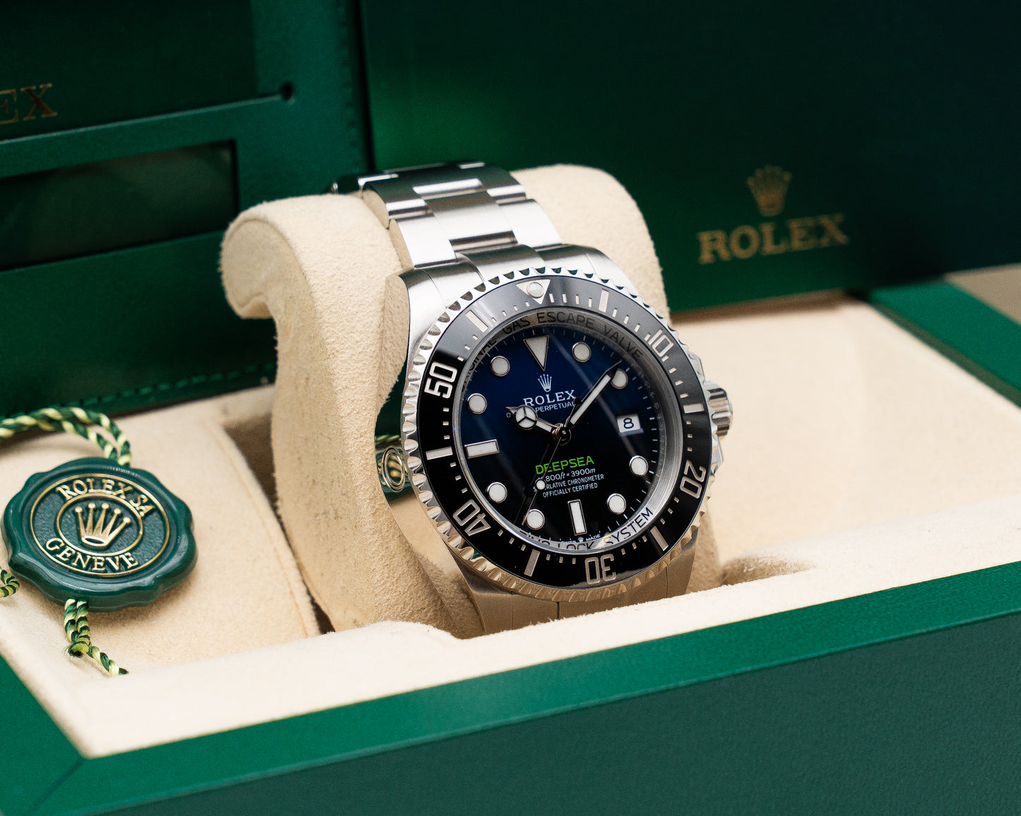 Rolex Sea Dweller 44mm 136660 Deepsea James Cameron 2024