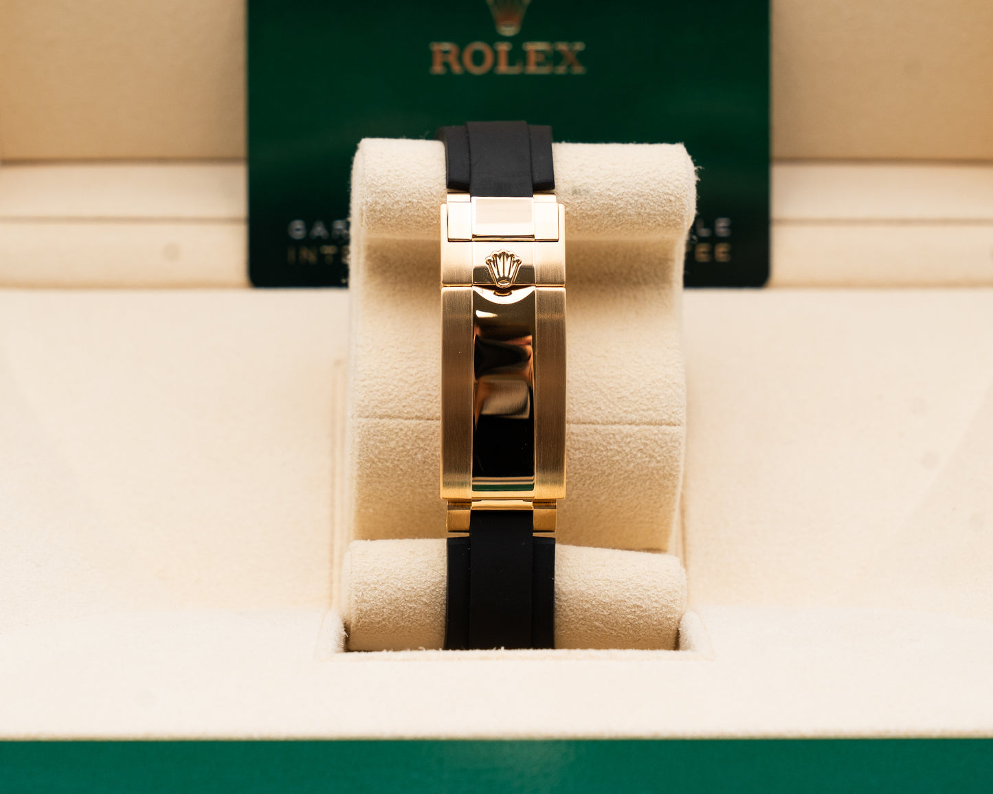 Rolex Yacht Master 226658 42mm Yellow Gold OysterFlex