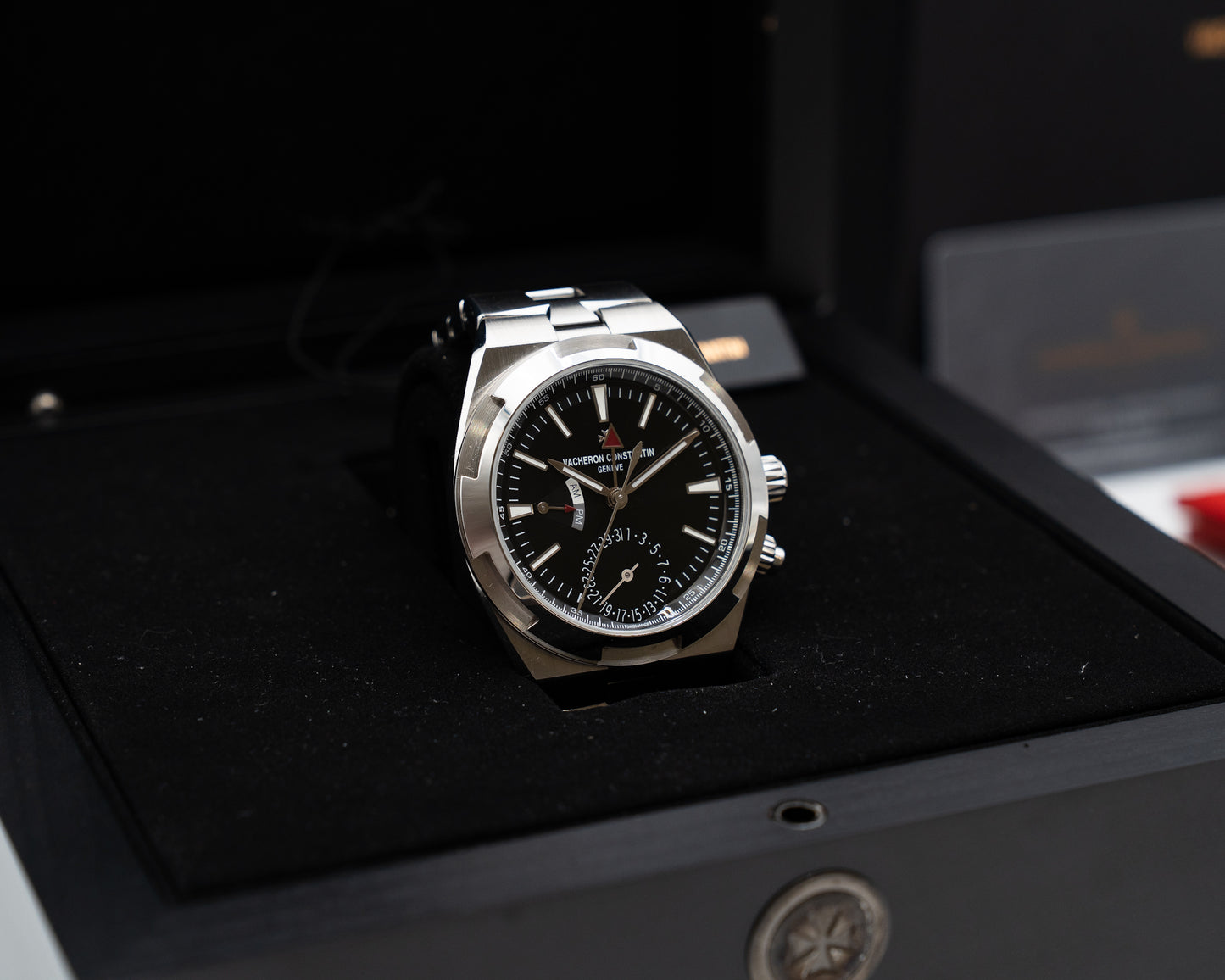 Vacheron Constantin Overseas 41mm 7920V/210A-B546 Dual Time Black Dial 2024