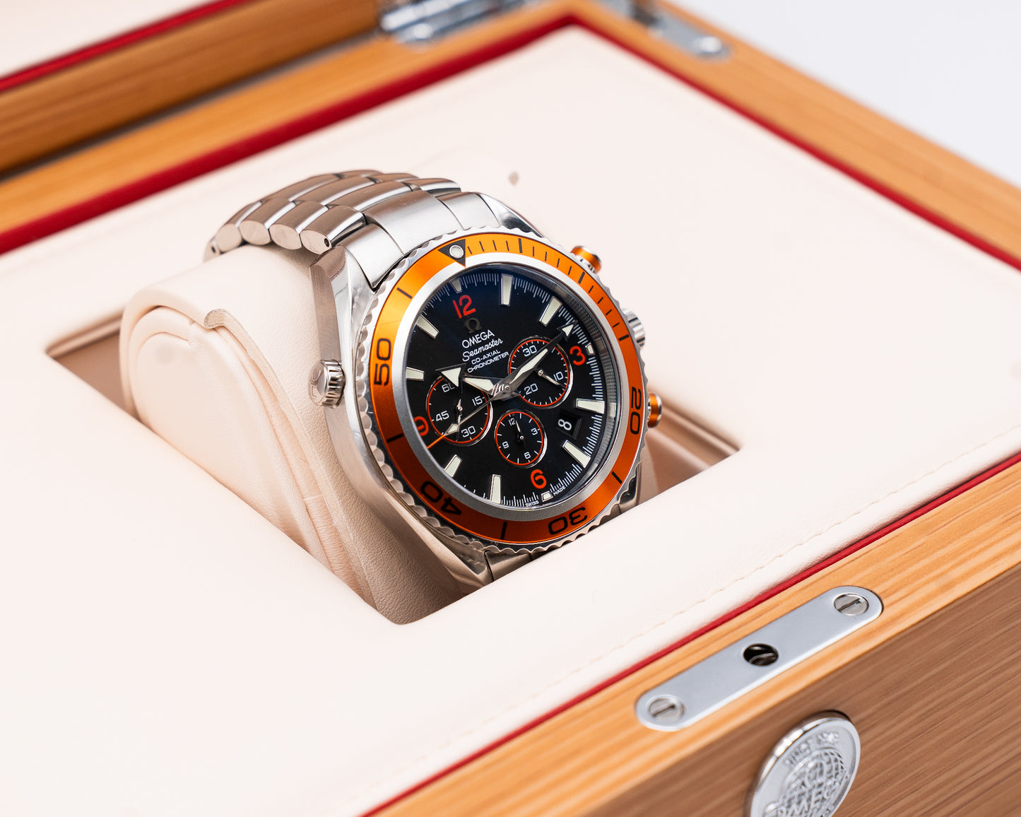 Omega Seamaster Planet Ocean 600M Co-Axial 45.5mm 2218.50.00 Chronograph Orange