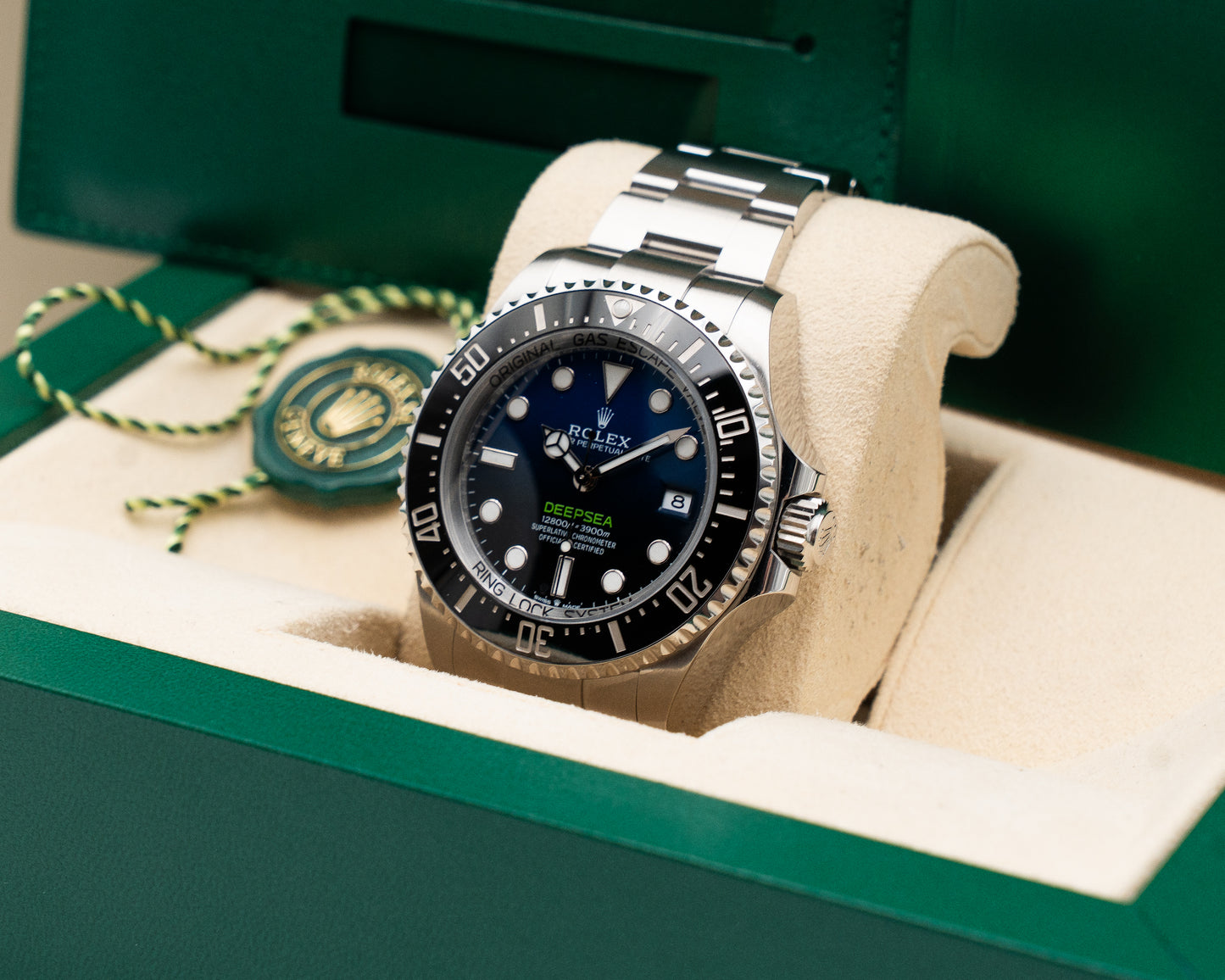 Rolex Sea Dweller 44mm 136660 Deepsea James Cameron 2024