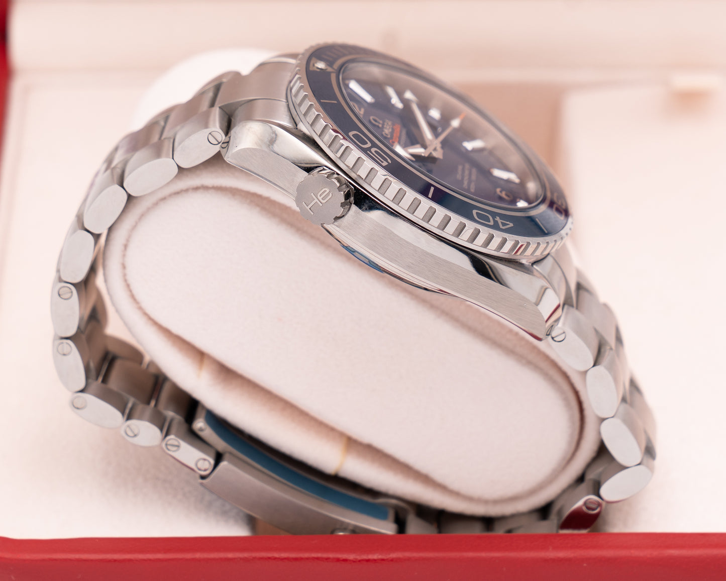 NEW UNWORN Omega Seamaster Planet Ocean 600M 232.90.46.21.03.001 45.5mm Titanium Blue Dial 2013
