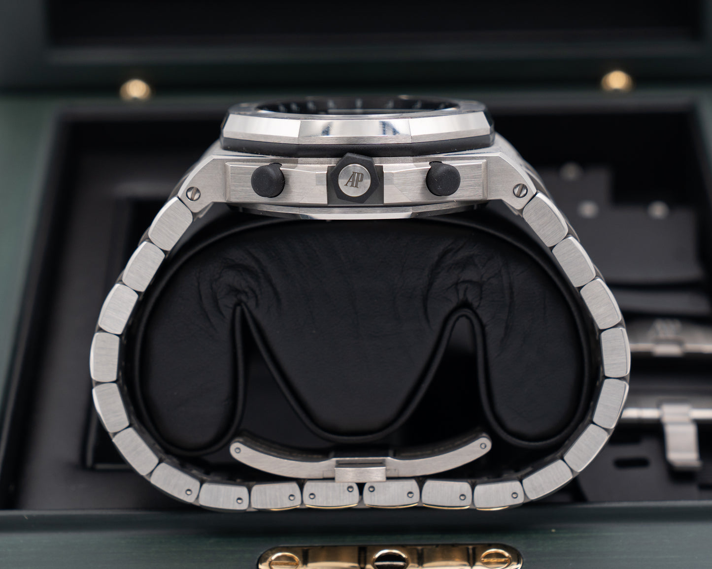 Audemars Piguet Selfwinding Chronograph 42mm 26238TI Titanium Grey Dial 2025