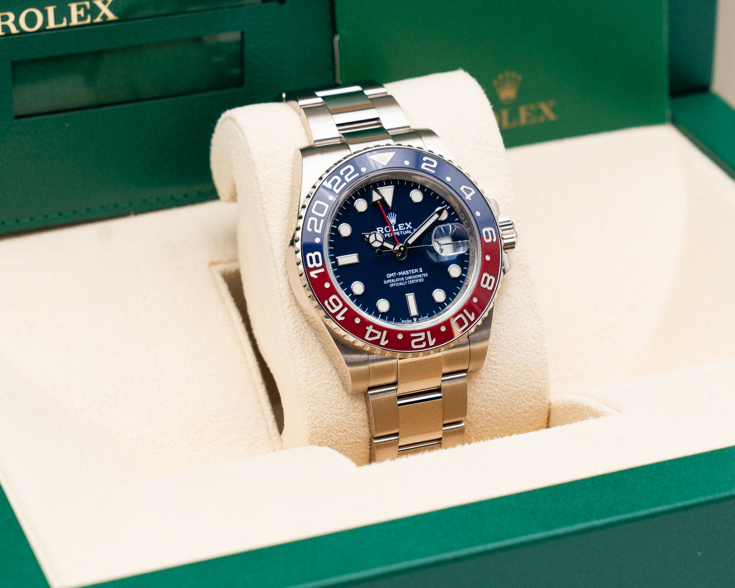 Rolex  GMT-Master II 40mm 126719blro White Gold Pepsi 2021