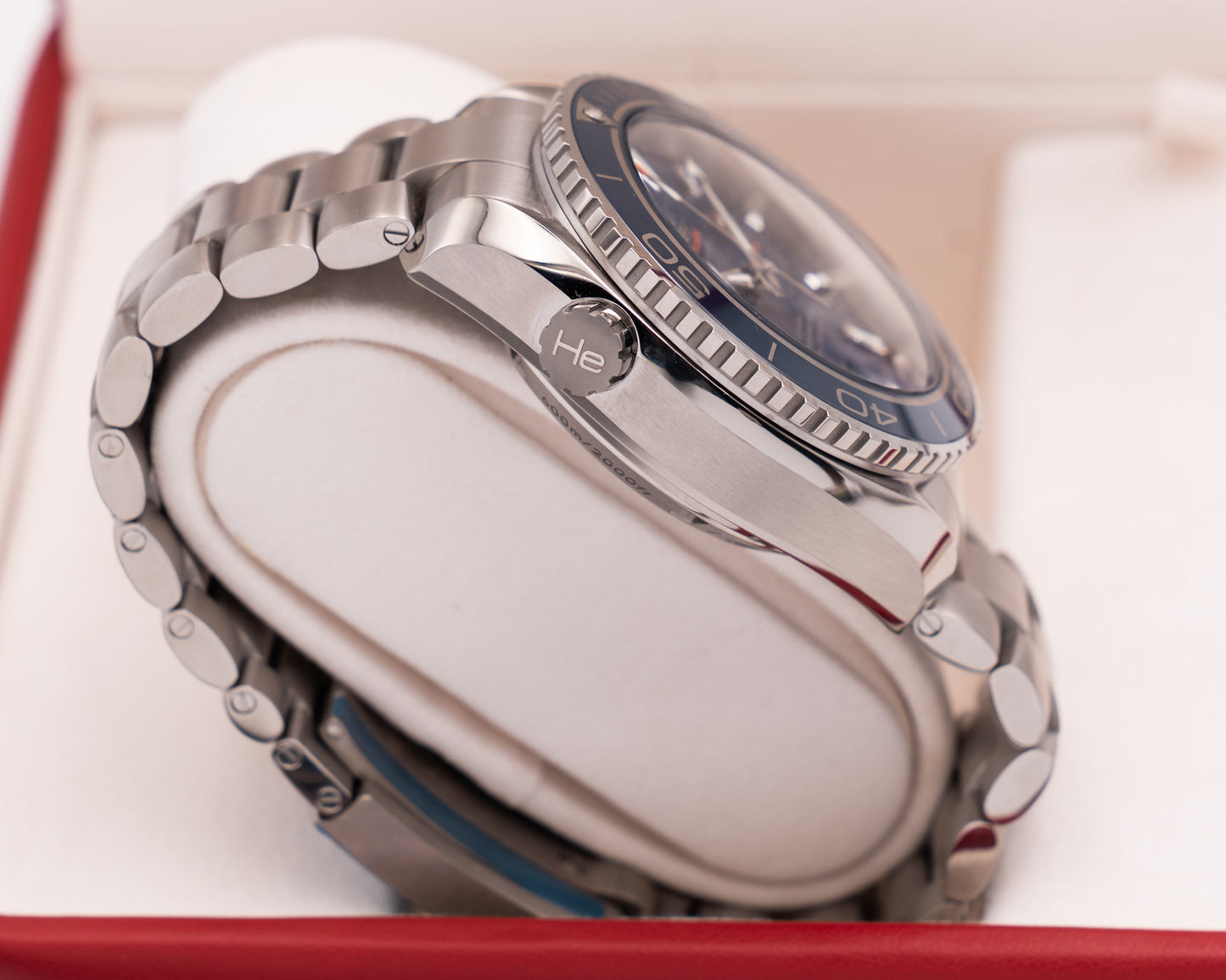 UNWORN Omega Seamaster Planet Ocean 600M 45.5mm 232.90.46.51.03.001 Chronograph Titanium Liquidmetal Blue
