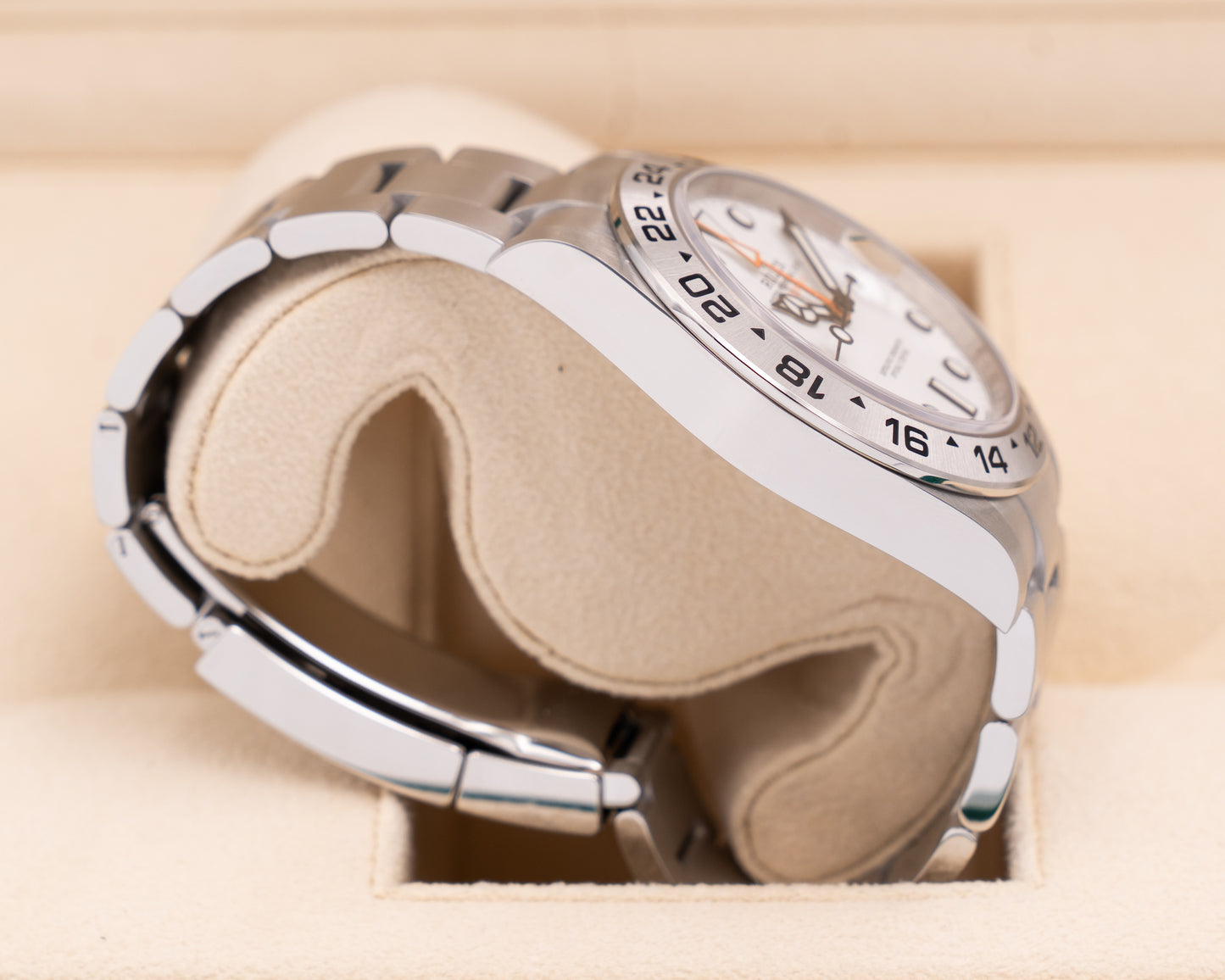 Rolex Explorer II 42mm 226570 White Polar 2024