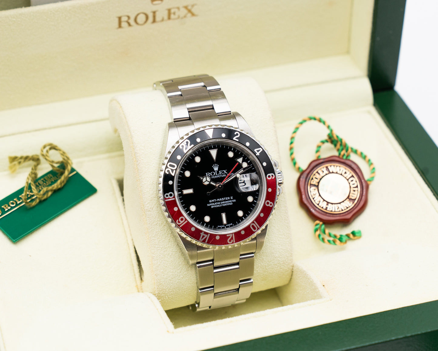 Rolex GMT-Master II 40mm 16710 Coke No Holes with lucky crown 2004 with RSC Card