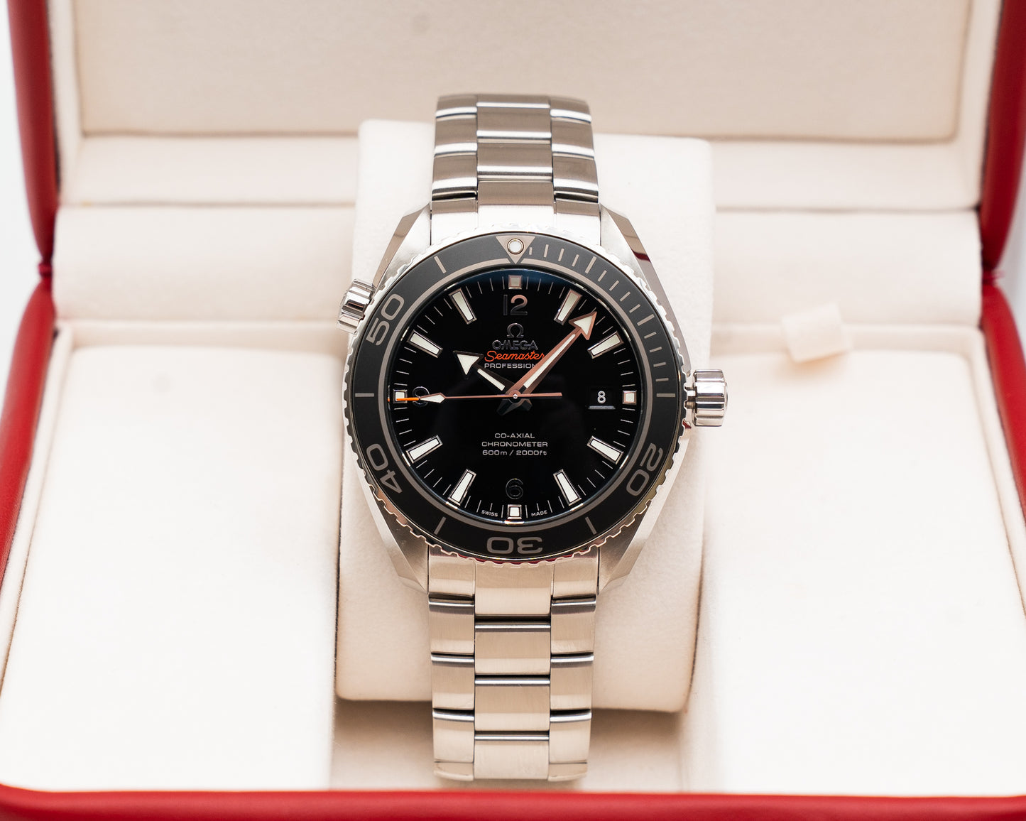 UNWORN Omega Seamaster Planet Ocean 600M 45.5mm 232.30.46.21.01.001 Black Diver