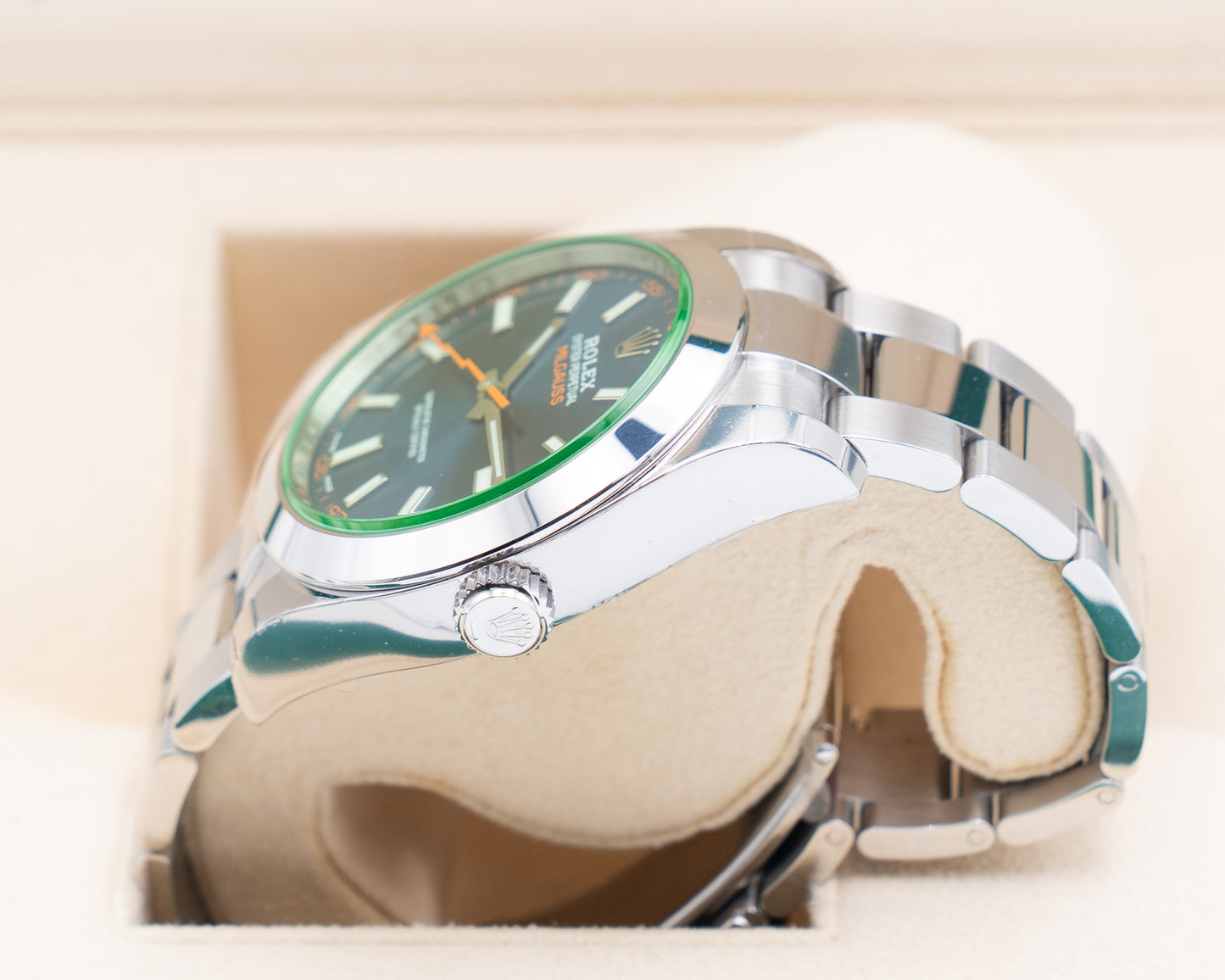 UNWORN STICKERED Rolex Milgauss 40mm 116400GV Green Crystal Blue Dial 2022