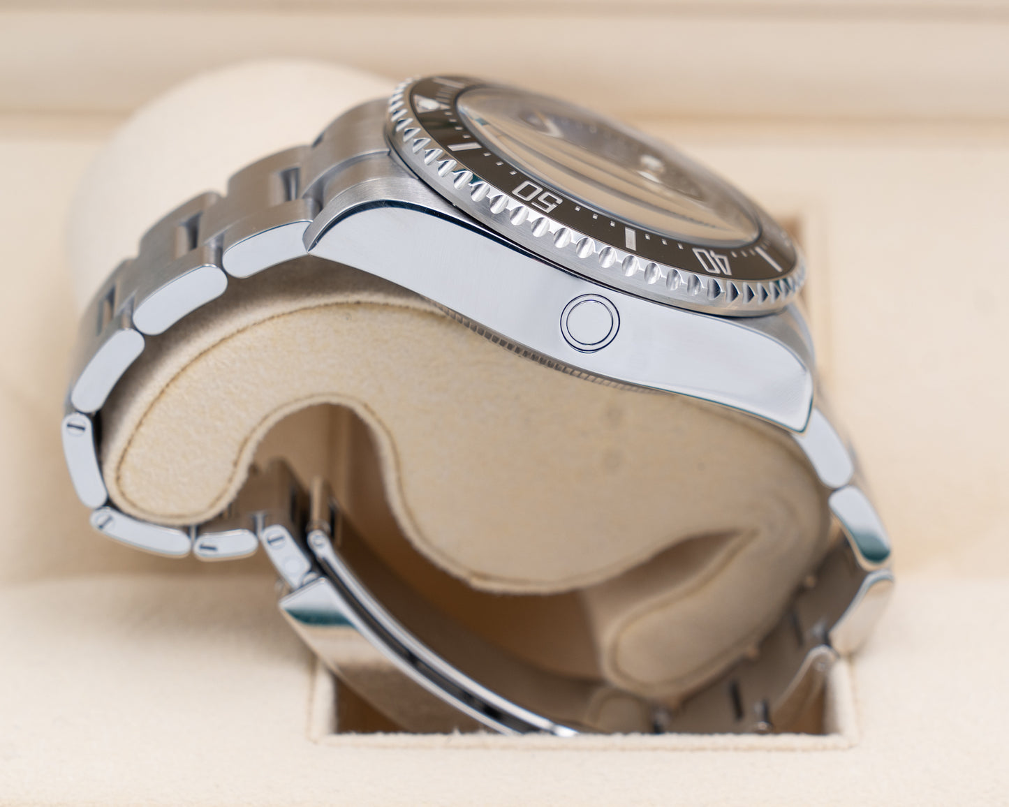 Rolex Sea-Dweller Deepsea 44mm 126660 James Cameron Open Date