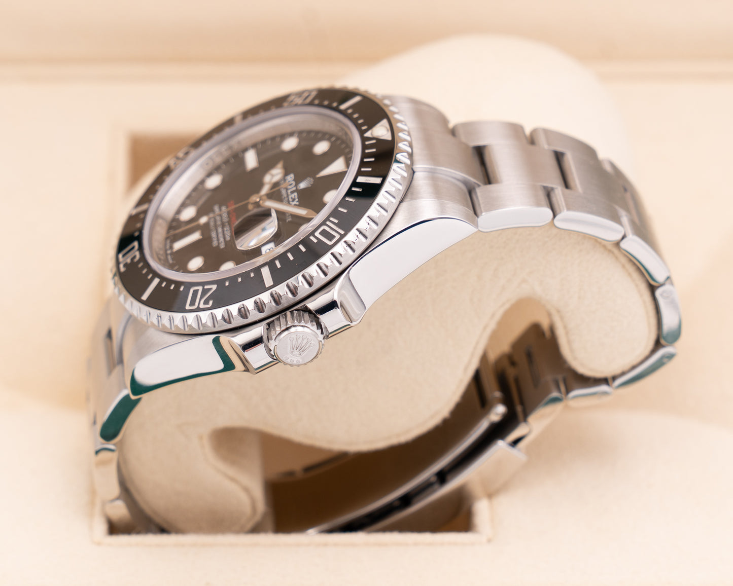 Rolex Sea-Dweller 43mm 126600 Black Dial Red Letter 2020