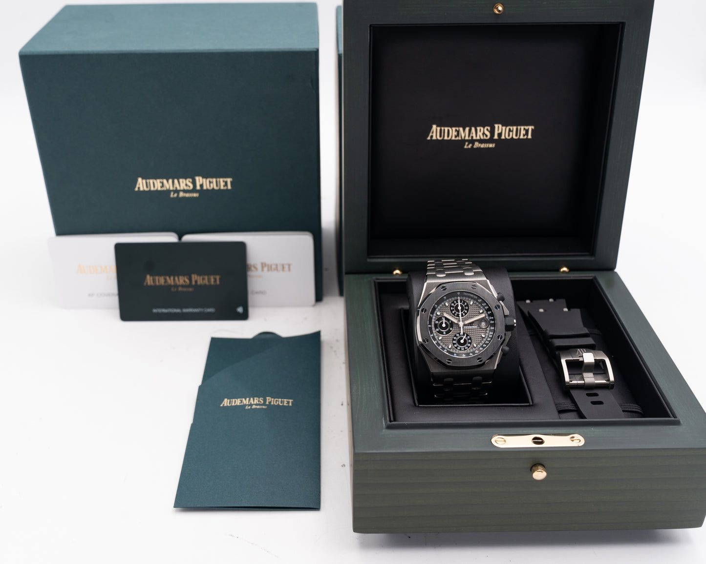 Audemars Piguet Selfwinding Chronograph 42mm 26238TI Titanium Grey Dial 2025