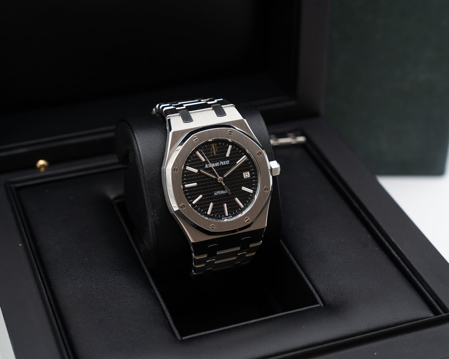 Audemars Piguet Royal Oak 39mm 15300st Black Dial Stainless Steel  (15300st.oo.1220st.03)