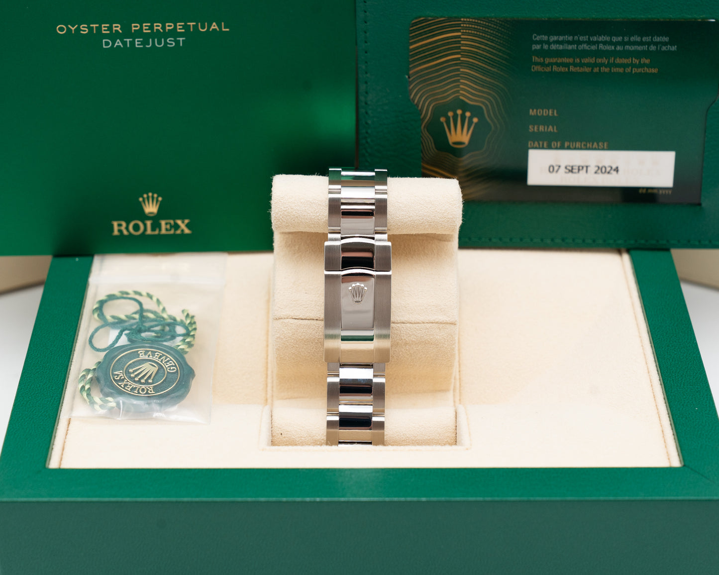 Rolex Datejust 16300 41mm White Smooth Bezel Oyster 2024